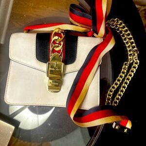 Gucci Sylvie leather shoulder bag with Web ribbon